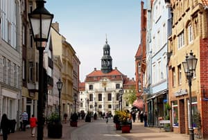 El centro de Lüneburg, parada obligada en nuestro viaje en moto por Alemania