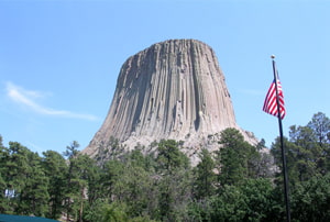 Devils Tower, mi sitio favorito de nuestro viaje de costa a costa en moto
