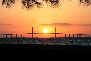 Puento de 8 km de largo sobre la bahía de Tampa