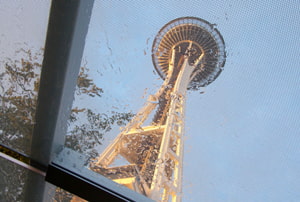 Space Needle, Seattle, punto inicial de la ruta del pacífico en moto