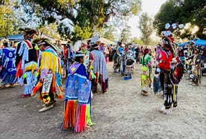 Powwow - fiesta cultural de los indios de las llanuras
